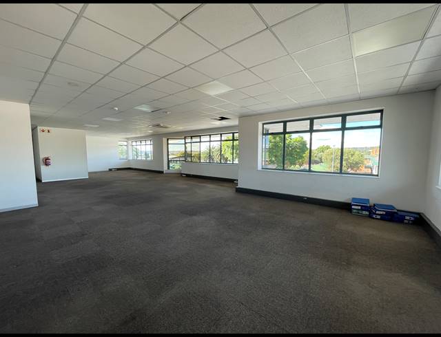 273M² OFFICE TO LET IN RIVONIA